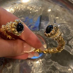 Vintage gold and onyx bracelet